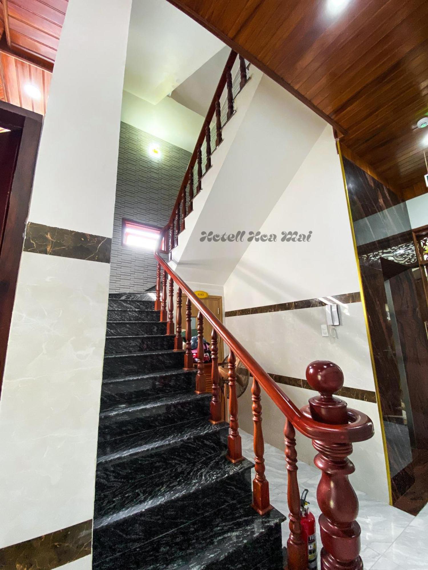 Hotel Hoa Mai CON DAO Exterior foto
